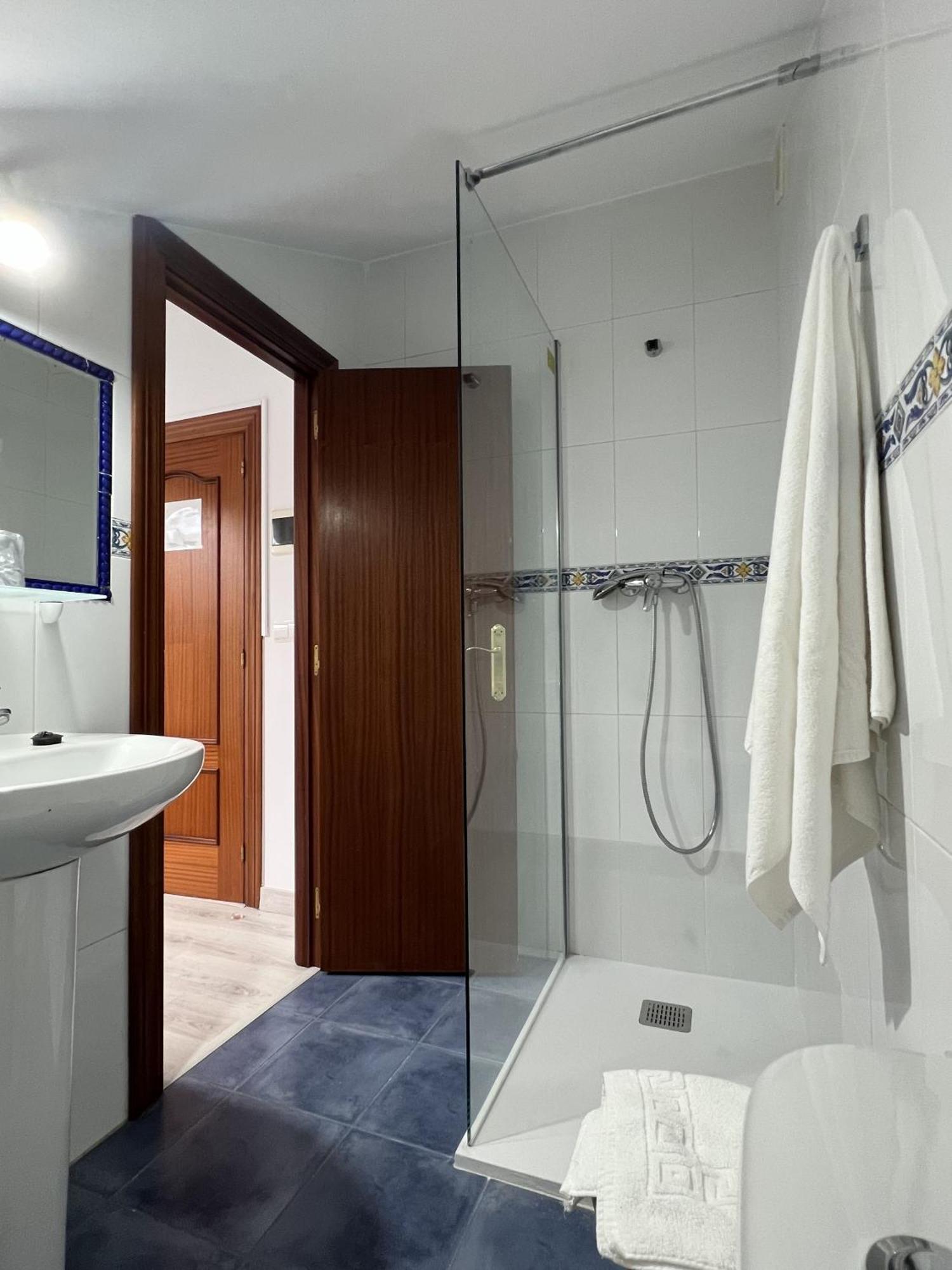 Hotel Sanmar Cóbreces Zewnętrze zdjęcie
